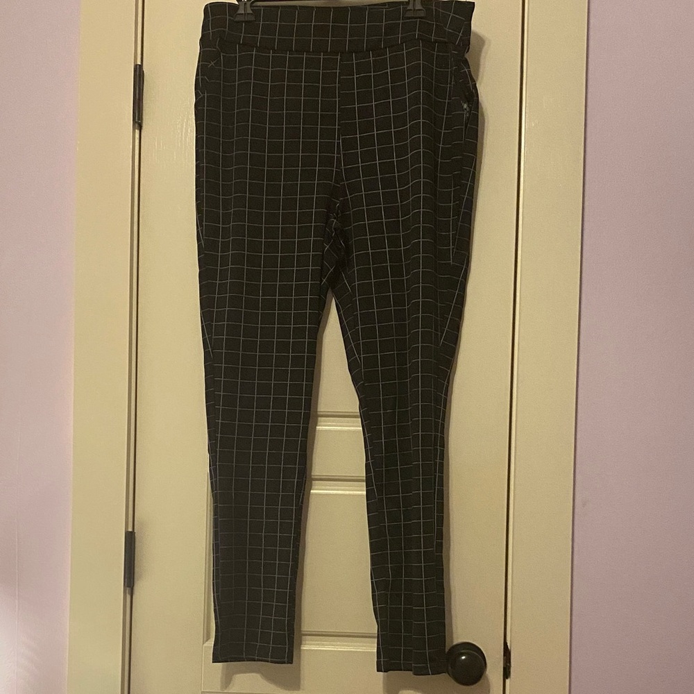 Shosho Black Checkered Leggings